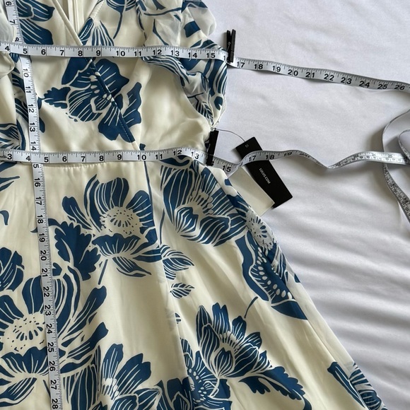 Lulus Bliss Seeker Blue and White Floral Print Ruffled Midi Dress NWT Medium - Picture 8 of 16
